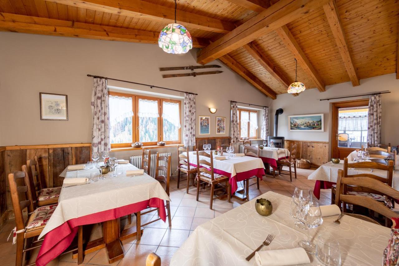 Mont Velan Chambres & Restaurant Saint-Oyen Exterior foto